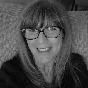 Meet your Posher, Michele